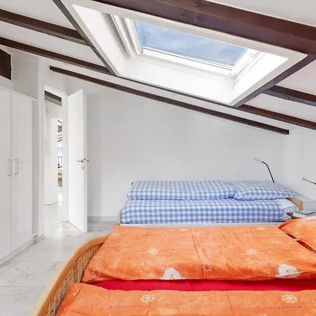 Apartment La Pace Nel Blu *